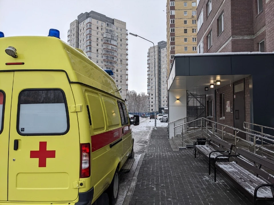 Школа в Тюмени выплатит 250 тысяч подростку за сломанную руку на физкультуре.