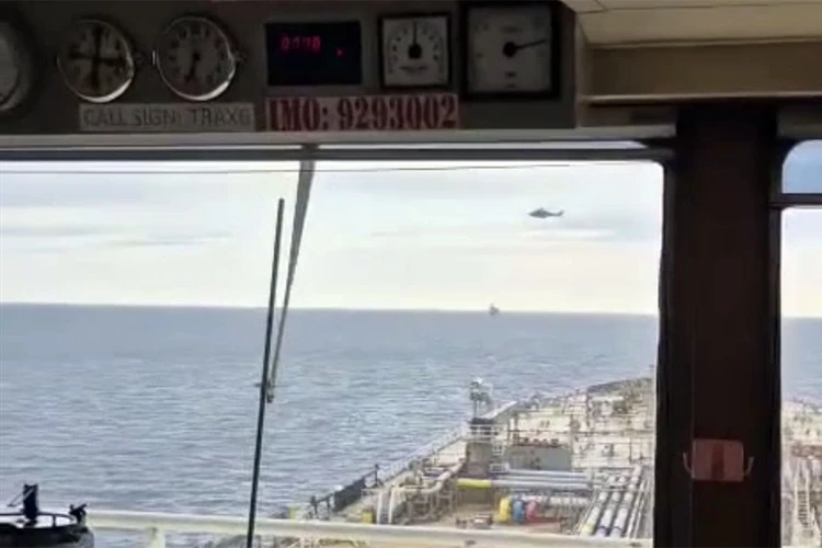 Попытка Эстонии атаковать танкер, шедший в Россию, позорно провалилась