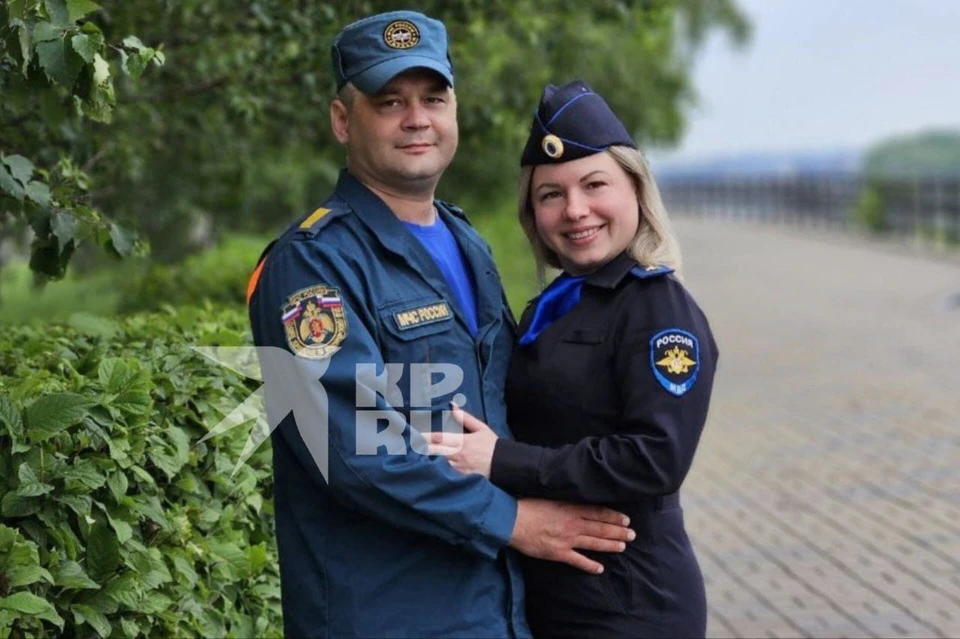 Денис и Анастасия Ермолины - семья из Красноярска, которая после службы спасает котиков. Фото: предоставлено героями публикации.