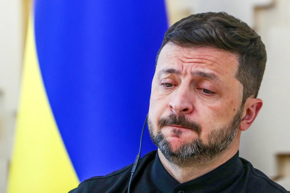 Искалеченная модель не хочет возвращаться во Львов, а в Америке видят, что Зеленский ломает комедию на переговорах: Последние новости о ситуации вокруг Украины
