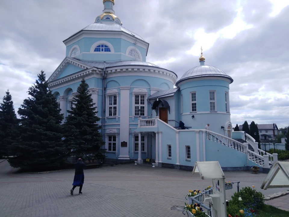 Главный храм в честь святителя Алексия Московского