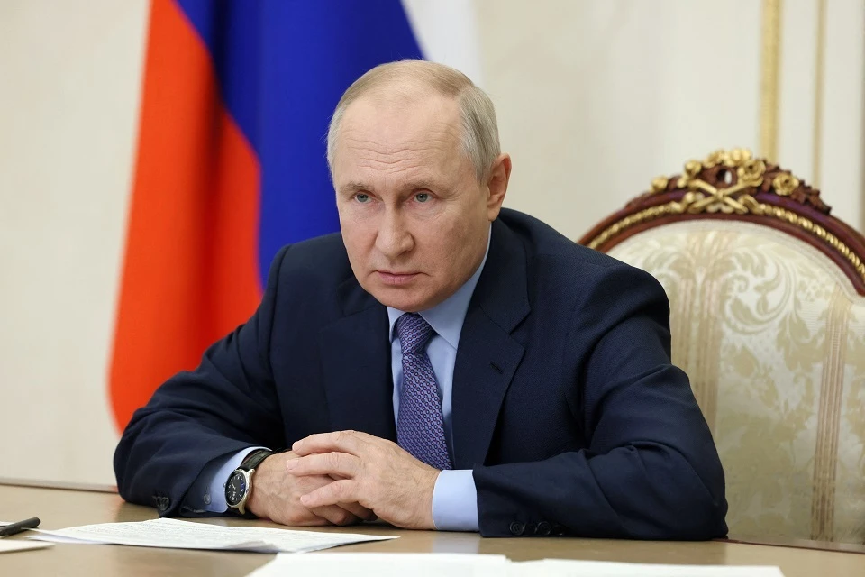 Путин заявил, что ВСУ всё ещё пытаются двигаться в сторону границы России