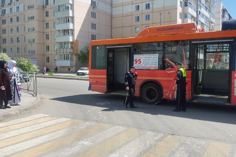 В Новосибирске начали проверку после наезда автобуса на 9- летнего ребенка. Фото: Госавтоинспекция Новосибирска