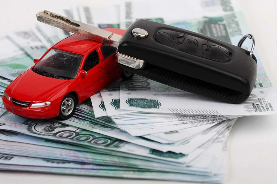 Жители Северной столицы продолжают интересоваться покупкой авто.