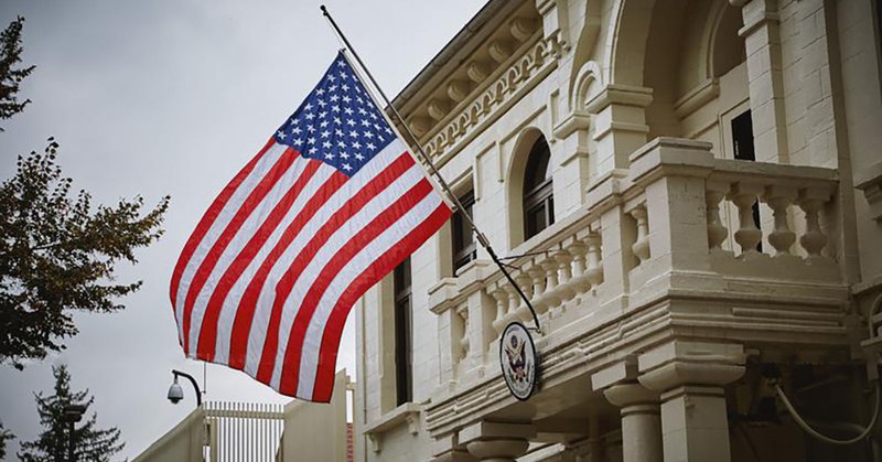 Посольство США в Молдове временно приостановит оказание ряда услуг молдавским гражданам. Фото: соцсети