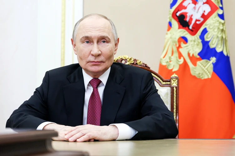 Владимир Путин поздравил «Комсомольскую правду» со 100-летием