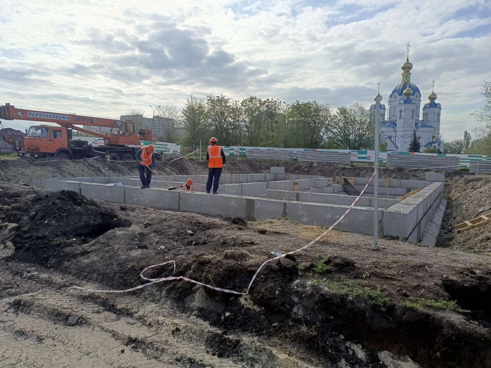 В Луганске началось строительство духовно-просветительского центра. Фото - Дмитрий Кузнецов