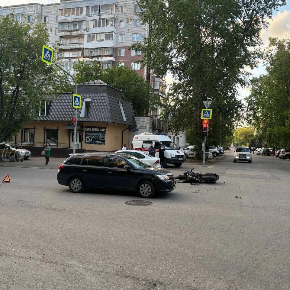 Фото с места аварии предоставлено пресс-службой УМВД России по Томской области
