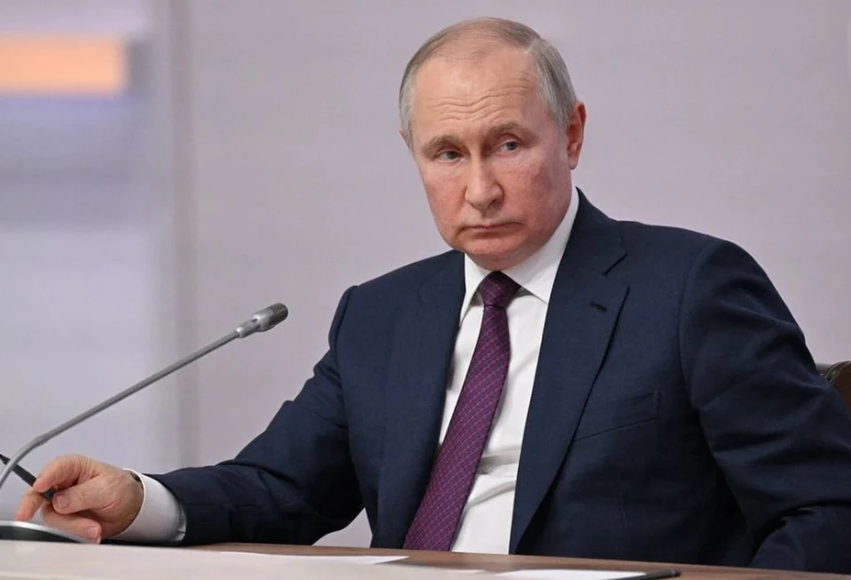Владимир Путин проводит встречу с представителями деловых кругов РФ в Кремле