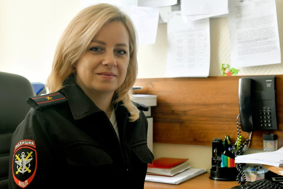 Алина Матяшова как никто знает, с чем приходится сталкивать инспекторам ПДН. Фото: УТ МВД России по СКФО