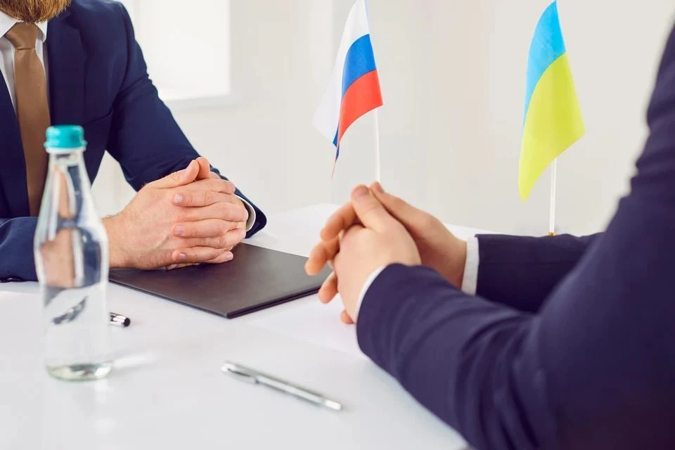 RT: российская делегация вылетела в Стамбул на переговоры с Украиной