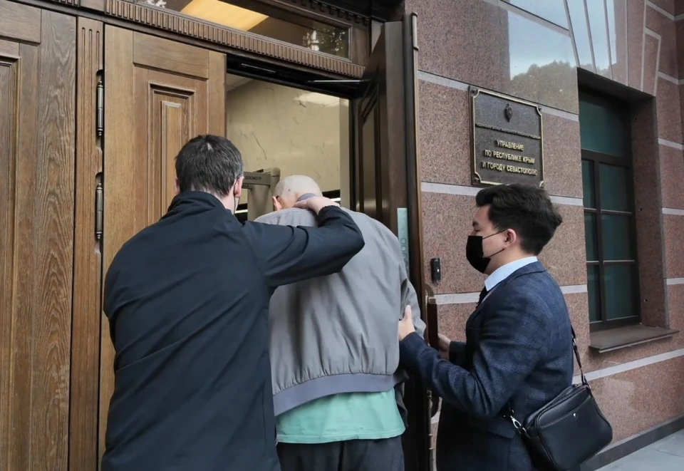 Вражеского агента ждут следствие и суд. Фото: ФСБ