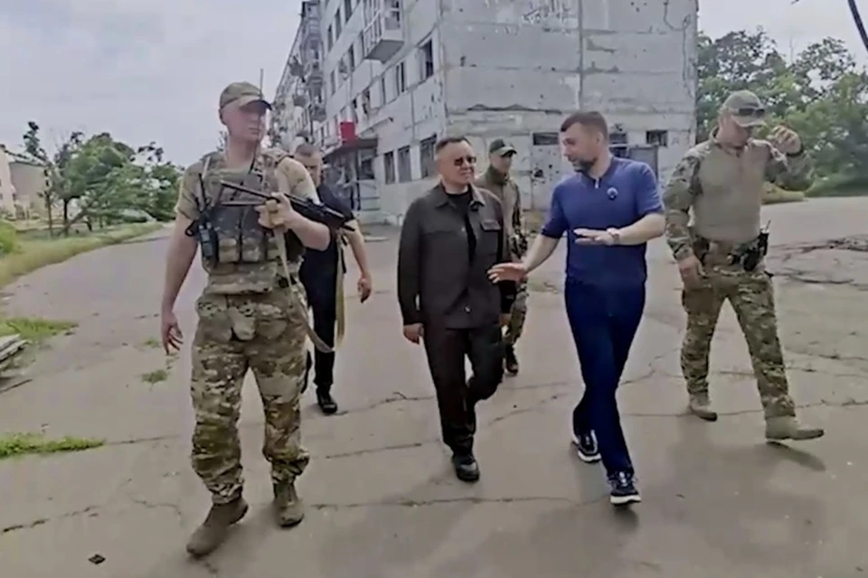Файзуллин и Пушилин побывали в освобожденном Курахово в ДНР. Фото: ТГ/Пушилин