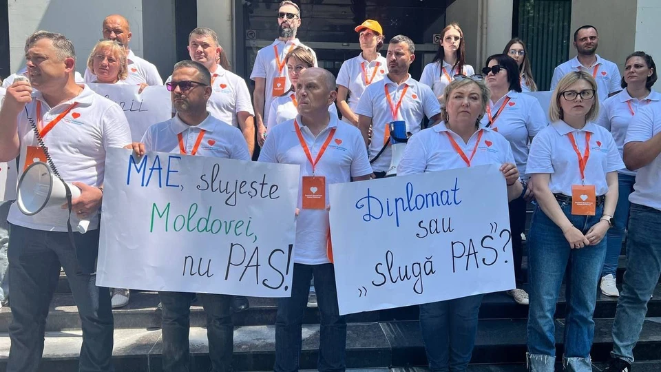 Протест INIMA MOLDOVEI против фальсификаций в диаспоре.
