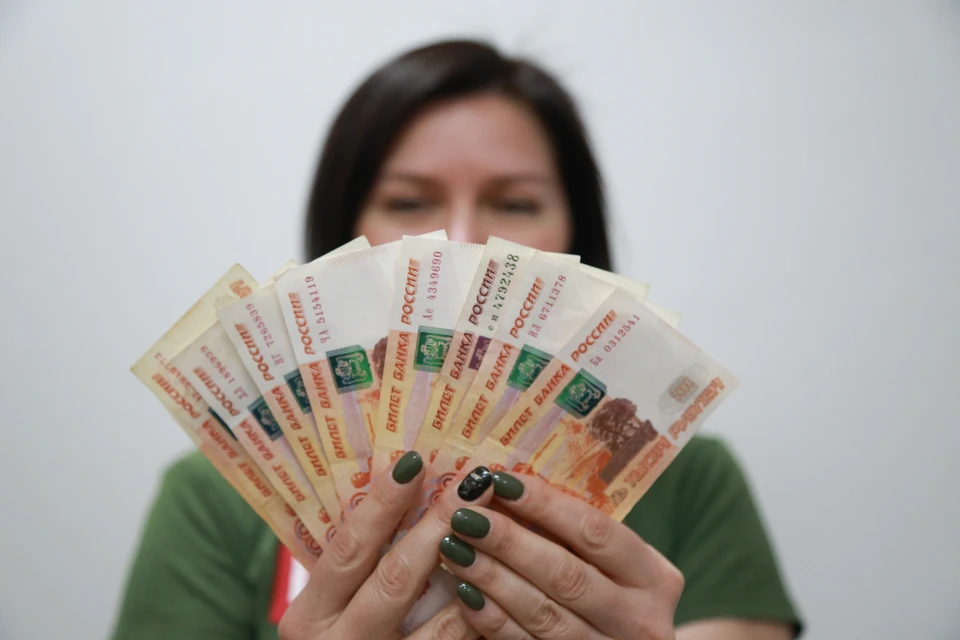 Деньги мошенникам женщина переводила несколько дней подряд