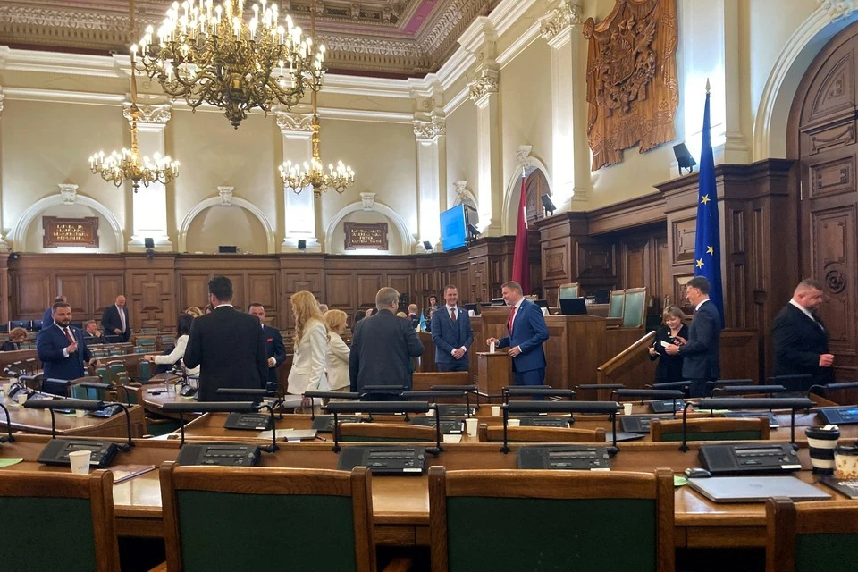 В Латвии возбудили уголовное дело против депутата после слов о русскоязычных