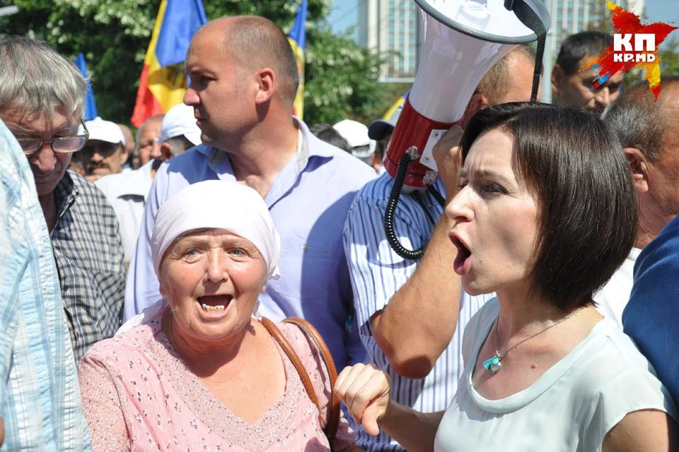 12 июня Майя Санду может официально оформить свою диктатуру.