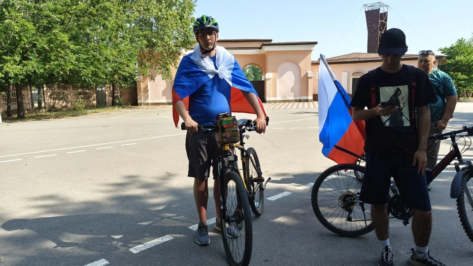 Спасатель из всероссийского корпуса Александр Фролов - в числе участников велозабега