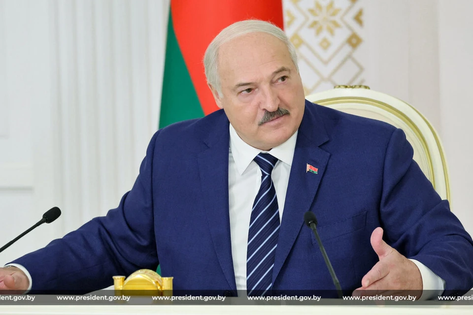 Лукашенко объяснил, почему выбирает вертолет для командировок. Фото: president.gov.by