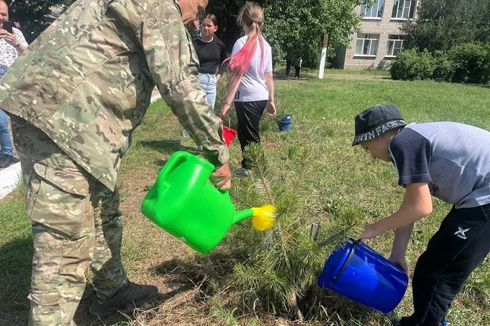 В Новоазовском округе ДНР прошла экологическая акция с участием ветеранов. Фото: Филиал фонда «Защитники Отечества» в ДНР