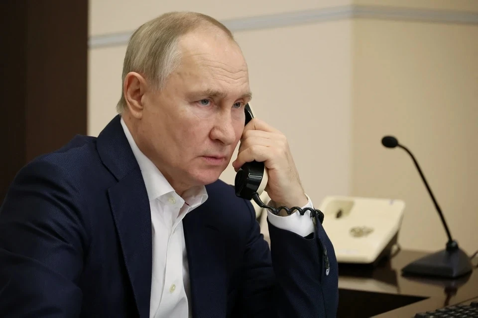 Владимир Путин провел телефонный разговор с президентом Ирана Пезешкианом