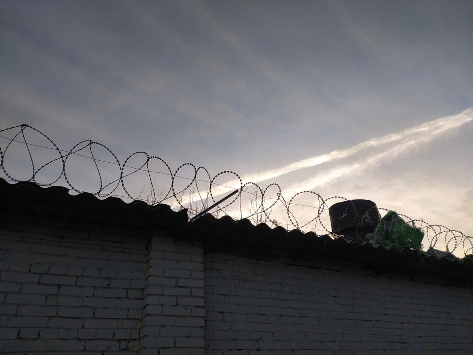 ФСИН прокомментировала фото заключенного с пивом из СИЗО