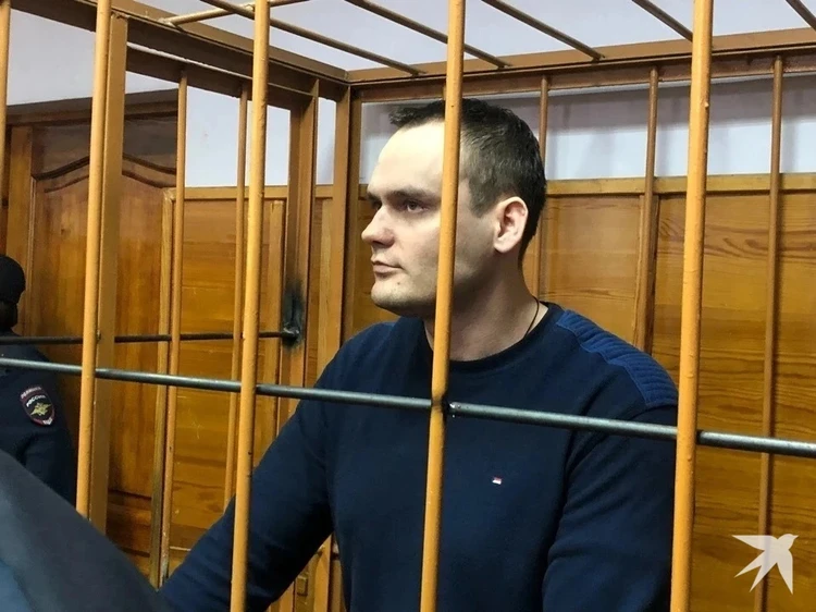 В Анапе завершилось следствие по делу тренера Алексея Сушко: ему грозит пожизненный срок за мастурбацию перед девочкой