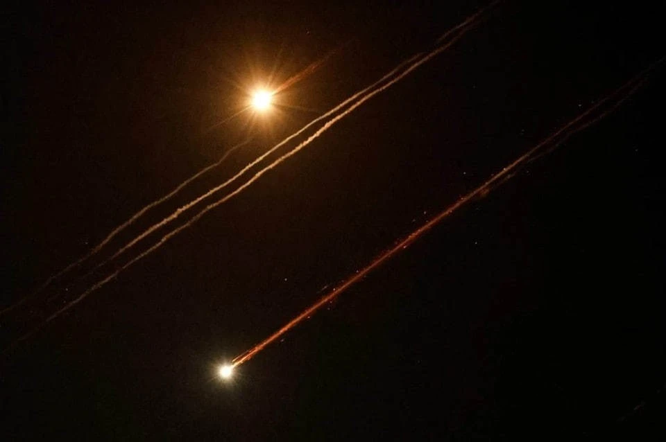 ВВС Израиля атаковали реактор в Араке и ядерный объект в Натанзе