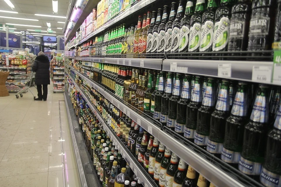 Более 2300 литров нелегального алкоголя изъяли в Якутске