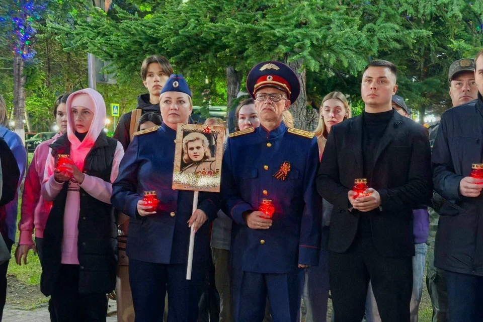 «Минутой молчания» все присутствующие почтили память тех, кто не дожил до Великой Победы.