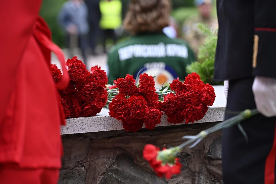 В Прикамье чтят память тех, кто сражался на фронте, и тех, кто ковал Великую Победу в тылу. Фото: телеграмм канал губернатора Пермского края Дмитрия Махонина.