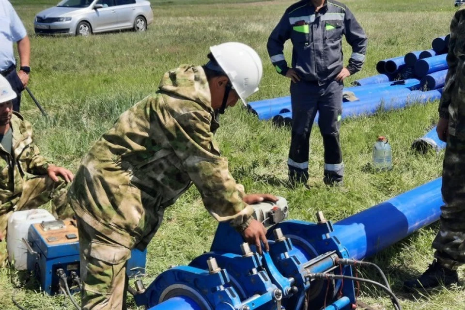 В поселке Усть-Ордынский начали строитель водопроводные сети. Фото: правительство Иркутской области