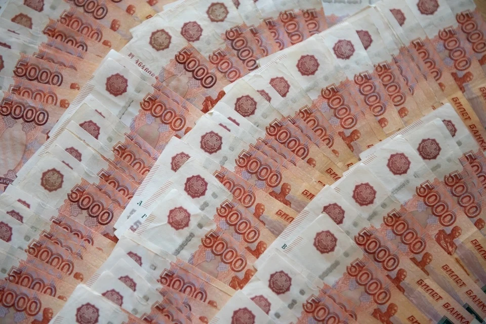 В Евпатории за 3,6 млн рублей отремонтируют первый этаж школы