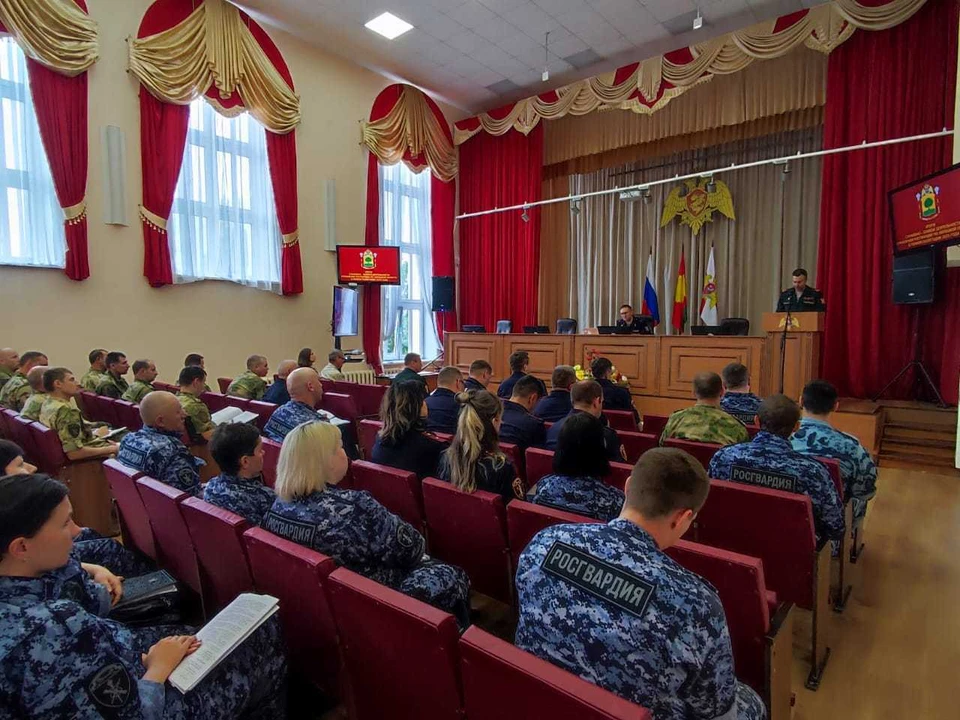 Особое внимание в отчетном периоде уделялось повышению уровня социальной защищенности военнослужащих. Фото Управления Росгвардии по Липецкой области.