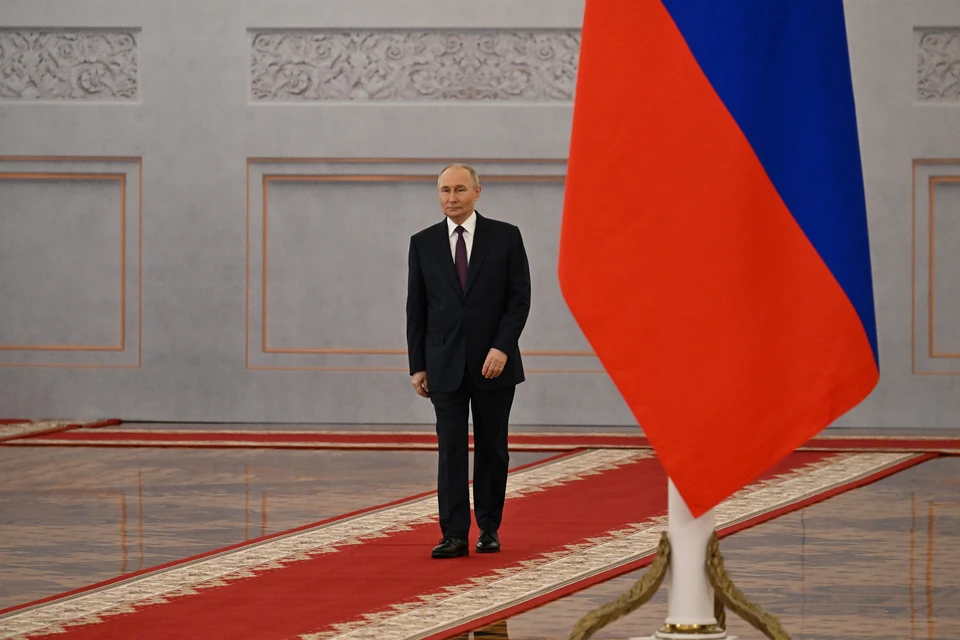 Путин в формате видеоконференции пообщается с представителями молодежных организаций