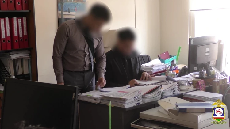 Куда делись миллионы? Волонтеров двух организаций в Якутии подозревают в мошенничестве с бюджетными деньгами