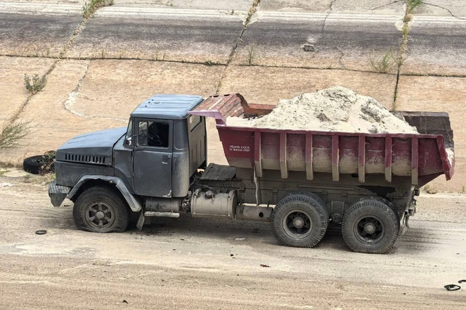 Боевики ВСУ обстреляли автомобиль с работниками Запорожской АЭС. Фото: ЗАЭС