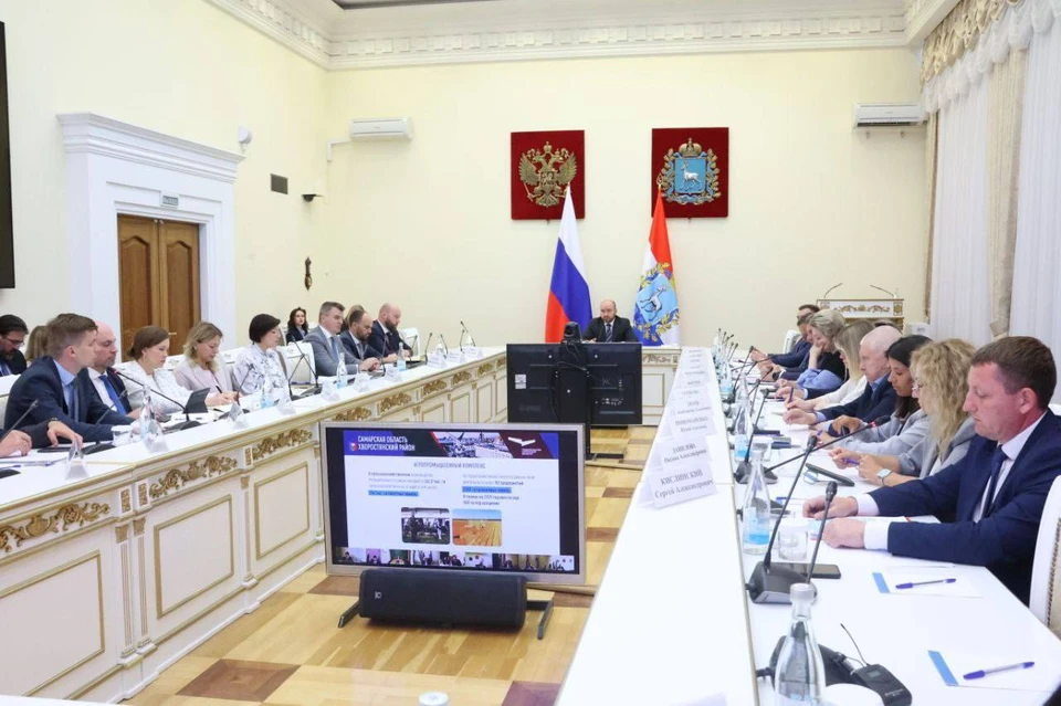Были рассмотрены и обращения жителей. Фото: Иван Макеев