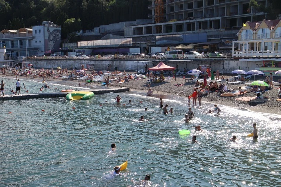 В Крыму летом очень много туристов