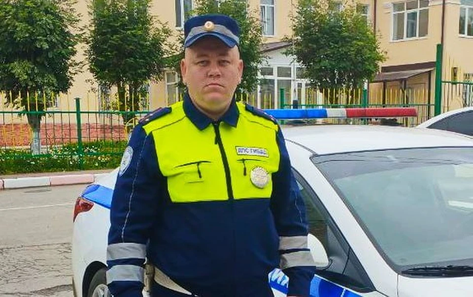 Калужский полицейский провёл реанимацию на месте аварии.