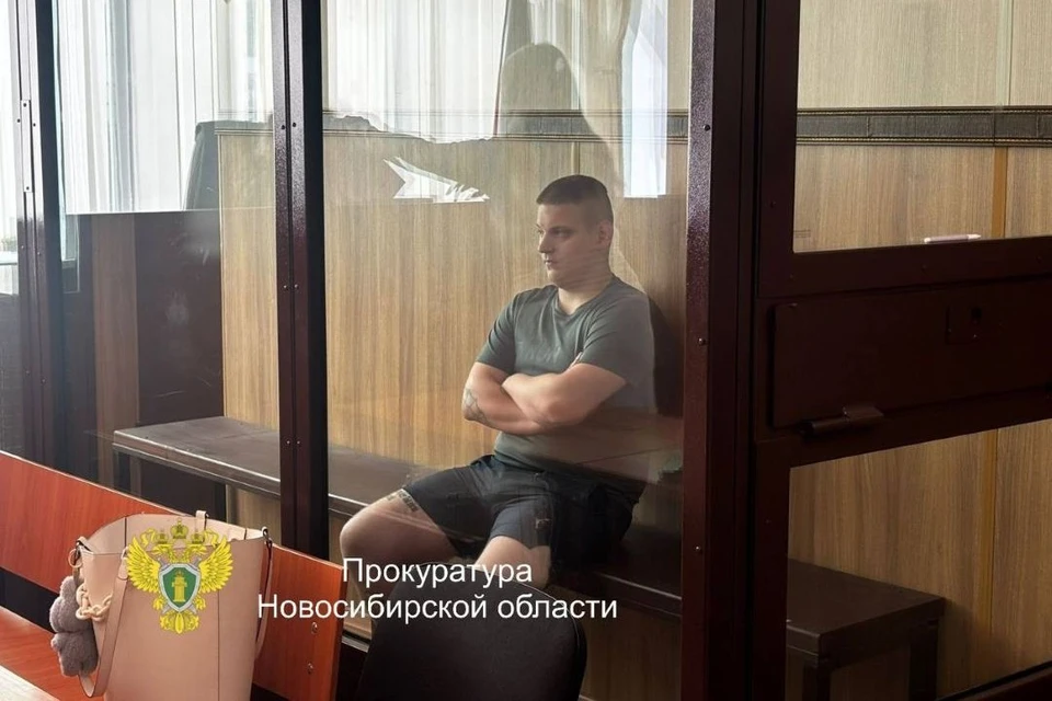 Мужчину подозревают в участии в преступной группе, занимавшейся незаконным игорным бизнесом. Фото: прокуратура по Новосибирской области.