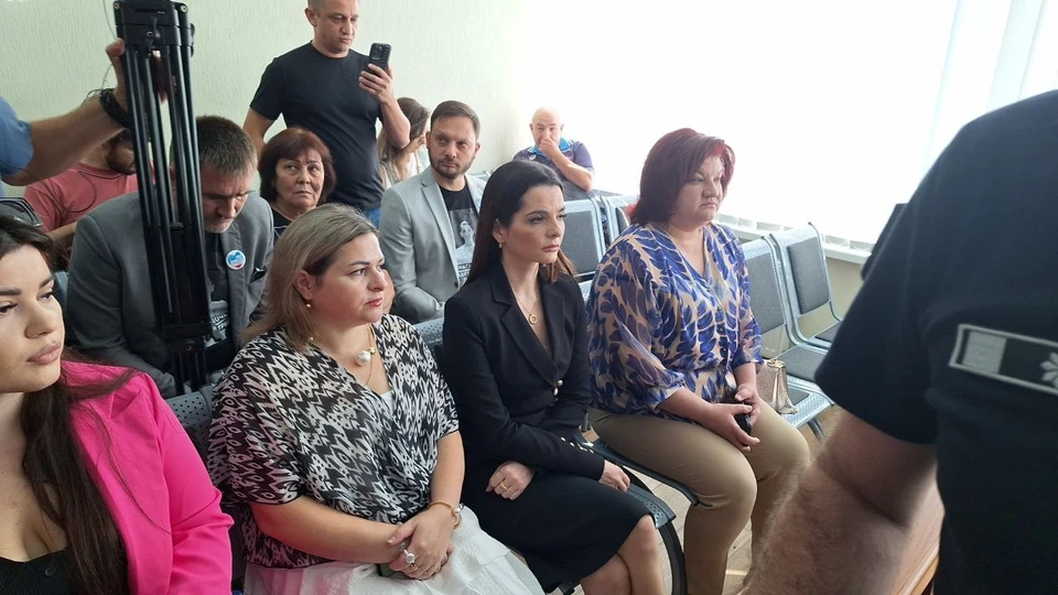 Судебное заседание по делу Евгении Гуцул и Светланы Попан продолжалось почти восемь часов.