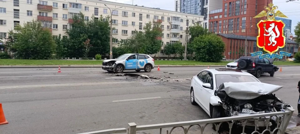 В Екатеринбурге пьяный водитель «Нивы» устроил ДТП и сбежал. Фото: Госавтоинспекция Свердловской области