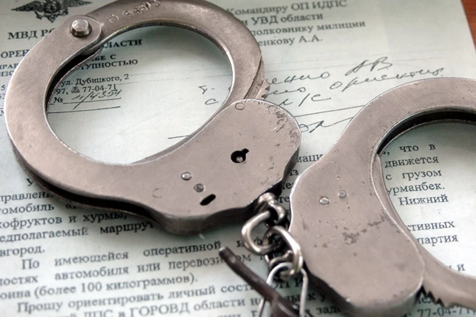 Задержанный рассказал, что на протяжении месяца работает оптовым наркокурьером в интернет-магазине.