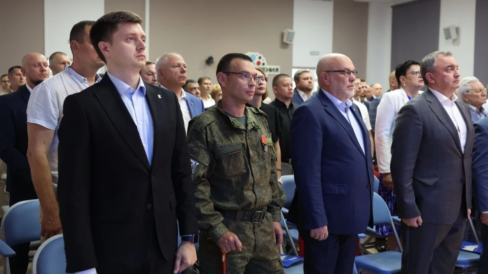 Участники конференции также обсудили предвыборную программу партии
