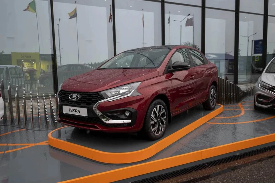 Официально Lada Iskra представили в июне 2024-го на Петербургском экономическом форуме. Фото: Юлия ПЫХАЛОВА