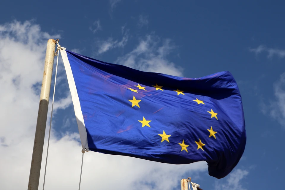 Bloomberg: ЕК даст Словакии гарантии в обмен на поддержку санкций против РФ