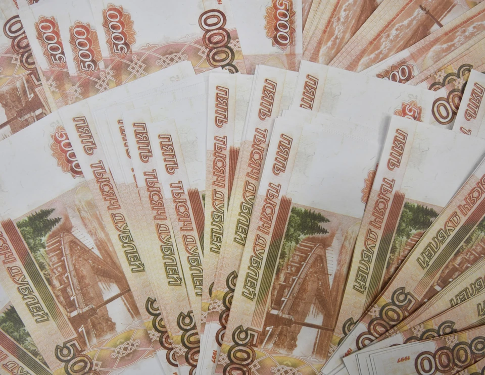 Мошенник выманил у пенсионерки более 6,6 миллионов рублей.