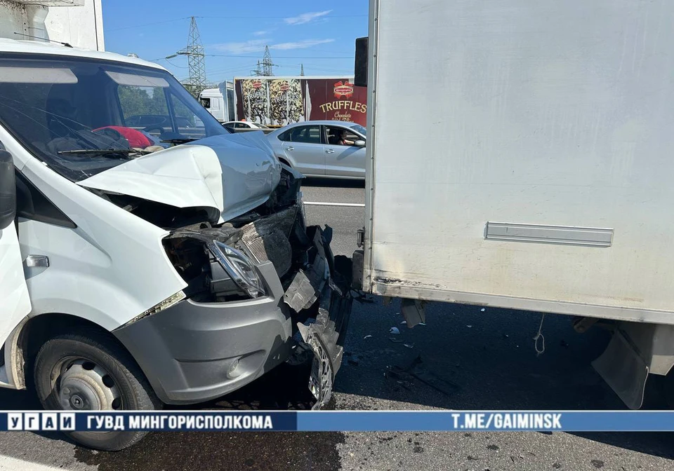 ДТП произошло на МКАД. Фото: УГАИ ГУВД Мингорисполкома