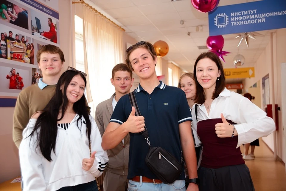 Абитуриенты ЧГУ 2025 года.